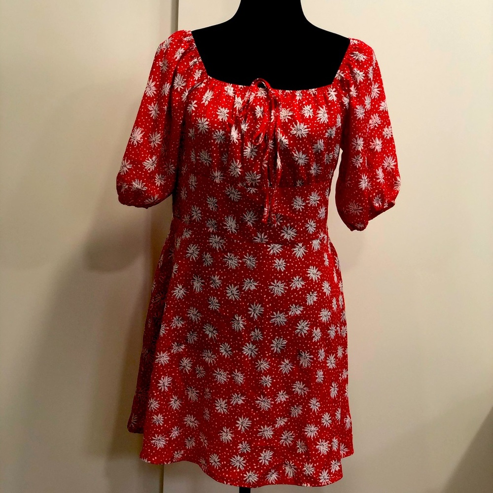 Beautiful dress. New with tag
